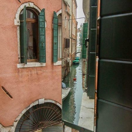 Between The Channels, In San Marco Venedig Exterior foto